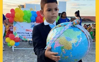 Creche Nossa Senhora dos Milagres realiza desfile de inclusão na Semana Cívica