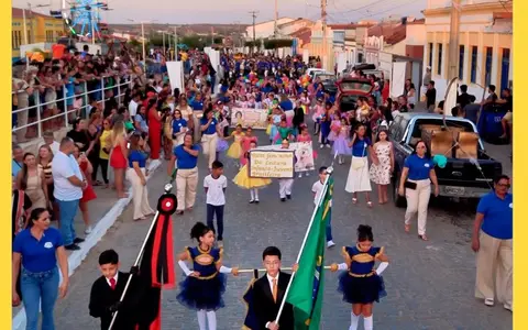 Semana Cívica de São João do Cariri é encerrada com desfile da Escola Tertuliano de Brito